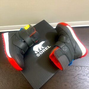 SOREL Whitney Short Toddler Boots Size 7 NEW IN BOX
